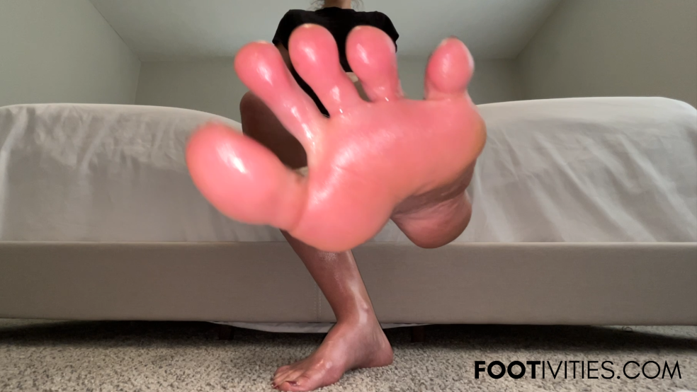 OPEN WIDE! Oily Toes in your Mouth POV